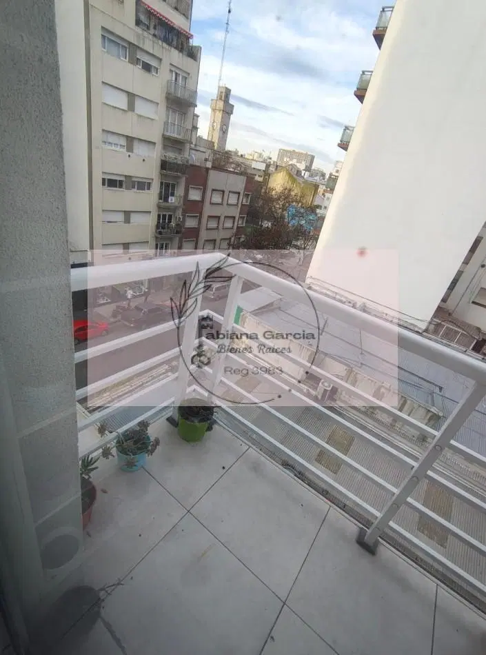 VENTA!! moderno y amplio ambiente dividido pleno centro 1