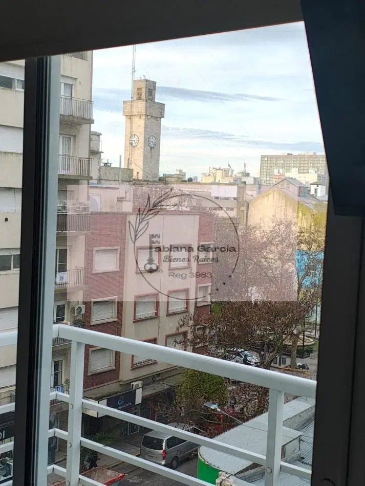 VENTA!! moderno y amplio ambiente dividido pleno centro 4