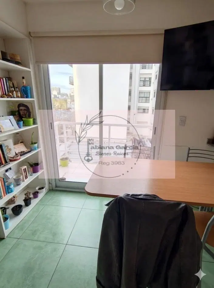 VENTA!! moderno y amplio ambiente dividido pleno centro 2