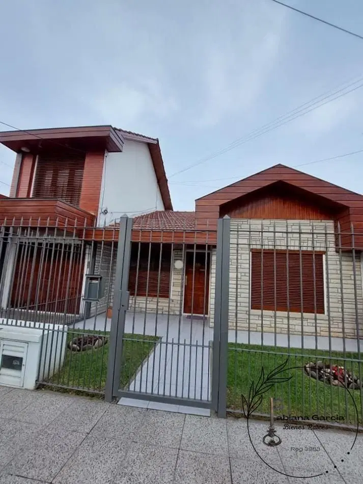 Venta PH Tipo Chalet con Patio - Parrilla y Terraza 3