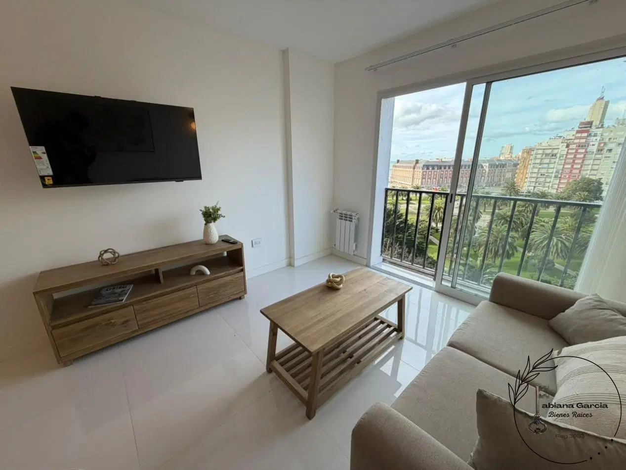 Departamento 2 Ambientes Reciclado a Nuevo con Vista a Plaza Colon y al Mar 3