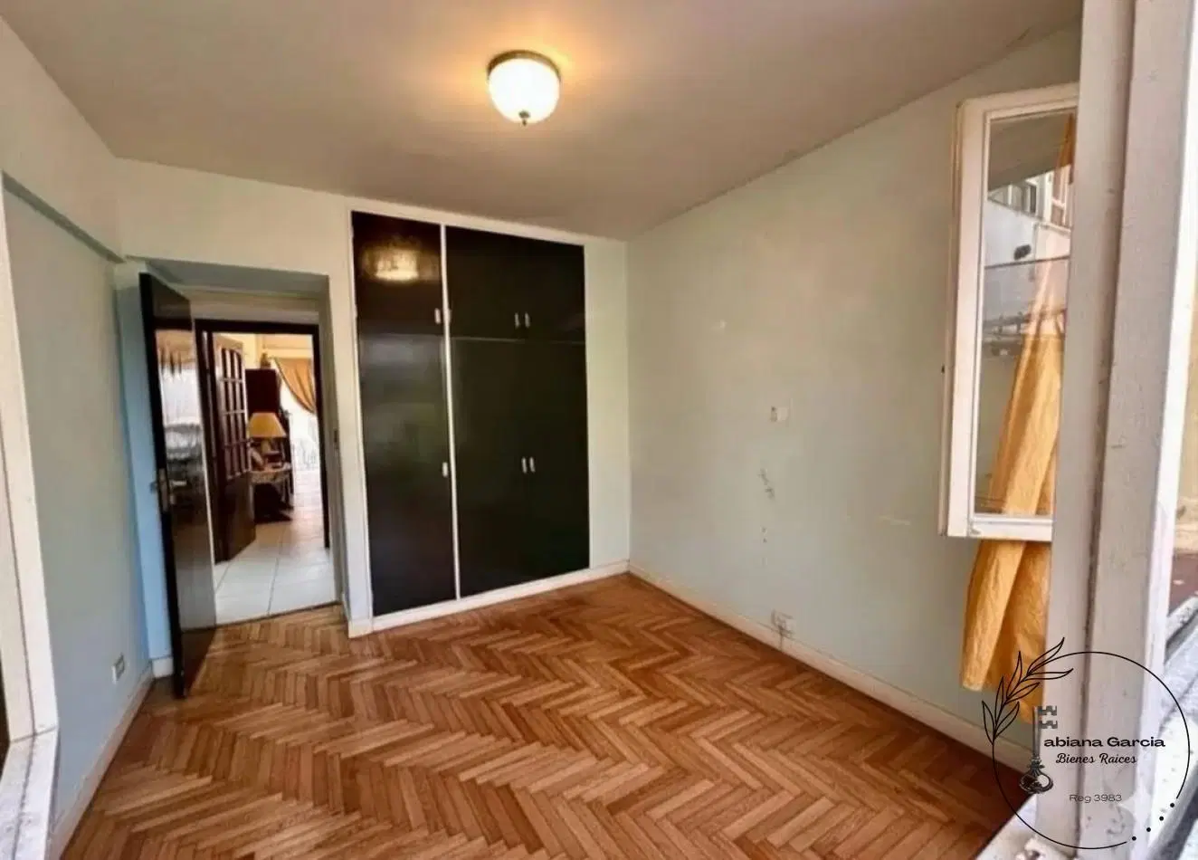 Venta Departamento 2 Amb con Dependencia · A 1 Cuadra del Mar · 2