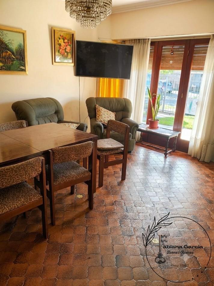 Foto de Chalet en Venta - 3 Ambientes + 2 Departamentos + Parque y Garage, imagen 1