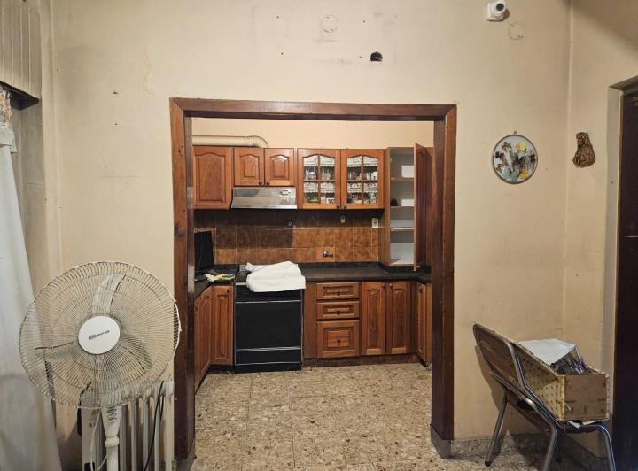 CIUDADELA- LOTE CON DOS PH IDEAL PARA DOS FAMILIAS.