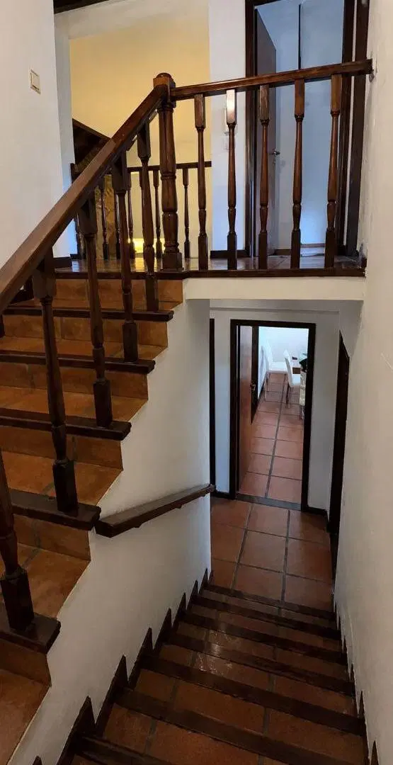 VILLA DEVOTO -EXCELENTE CHALET DE 2 PLANTAS CON PILETA ,QUINCHO Y PARRILLA 5