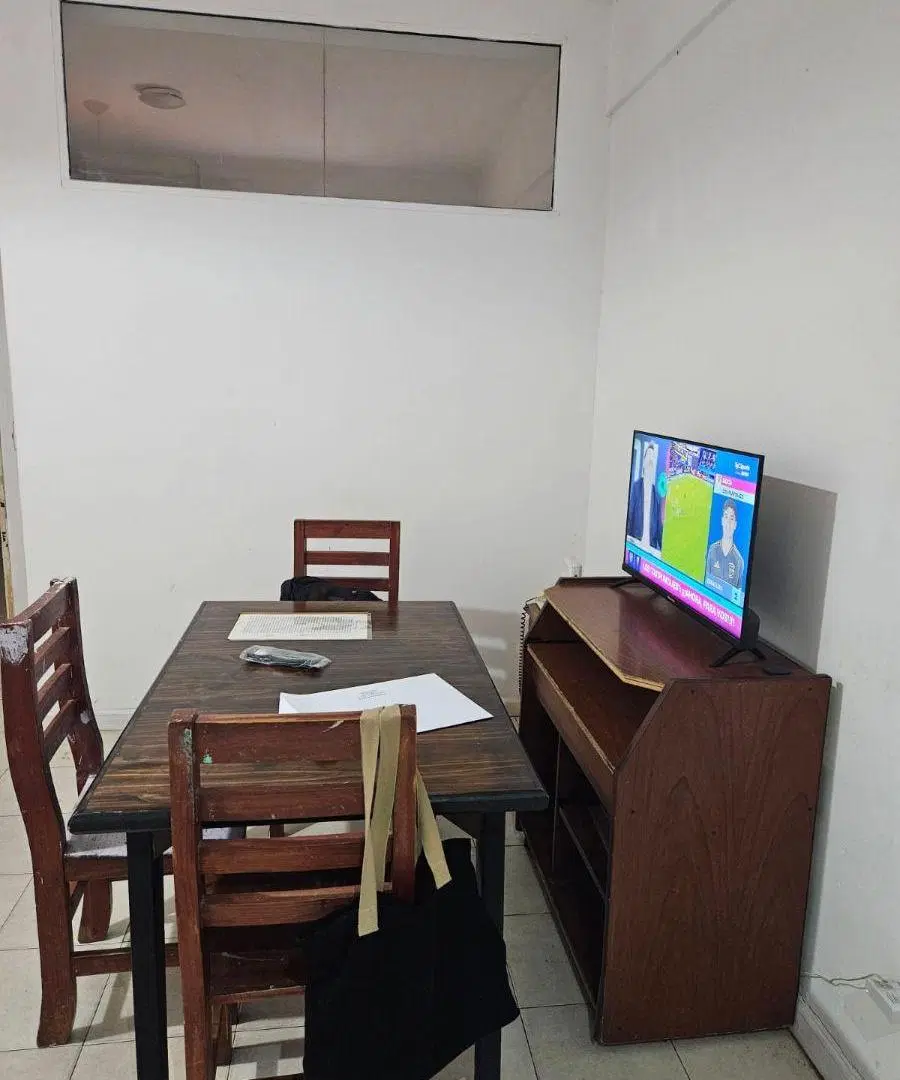 VILLA PUEYRREDON -MONOAMBIENTE DIVISIBLE APTO PROFESIONAL PLANTA BAJA TERRAZA CON PARRILLA. 3
