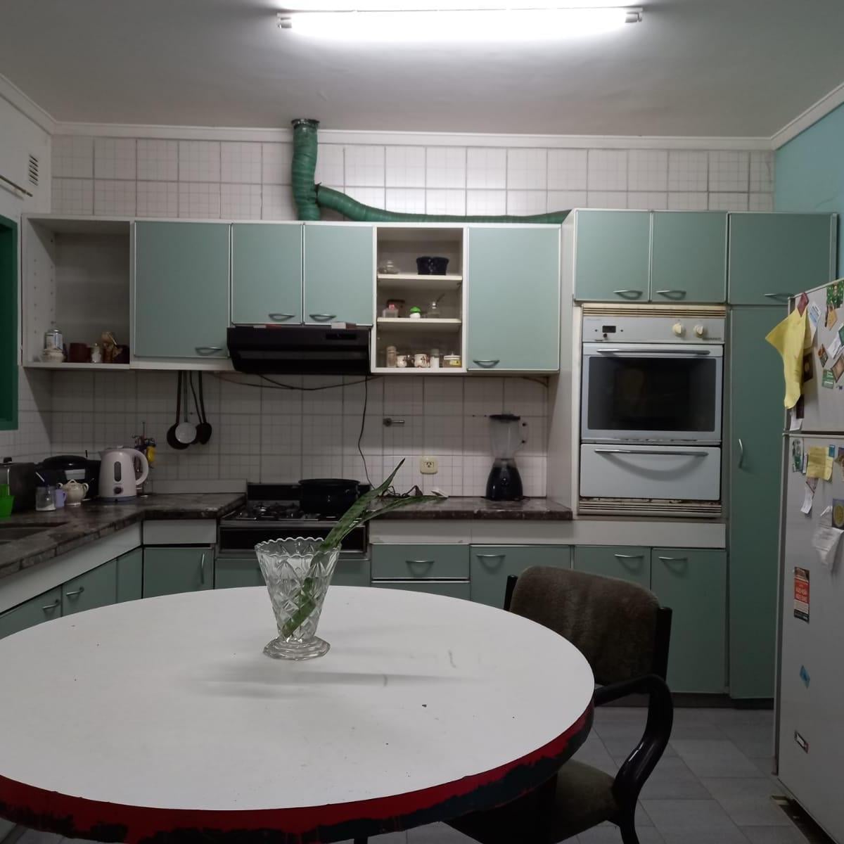 Casa 4 ambientes con pileta Castelar