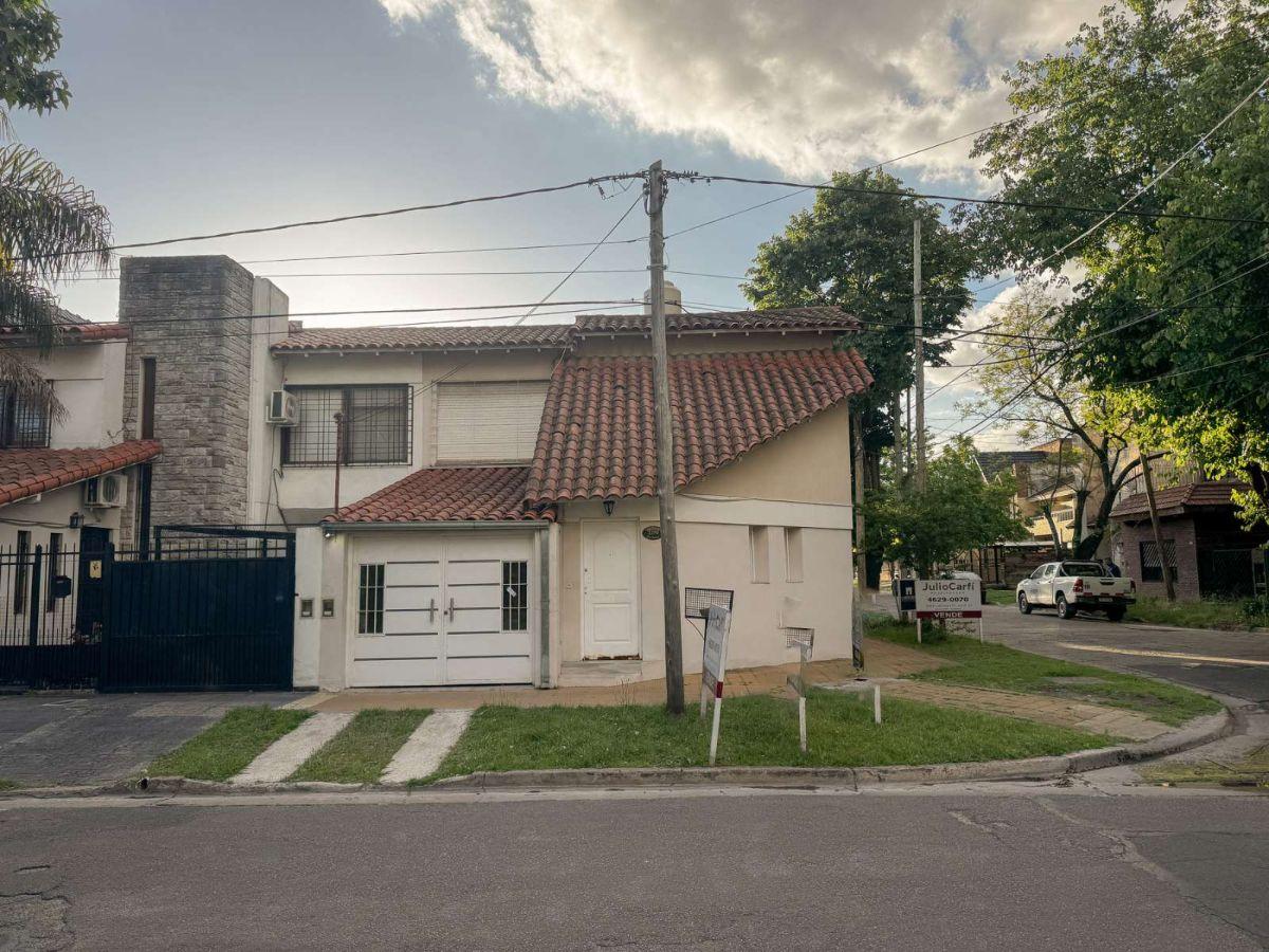 Dúplex 4 ambientes con cochera en Castelar