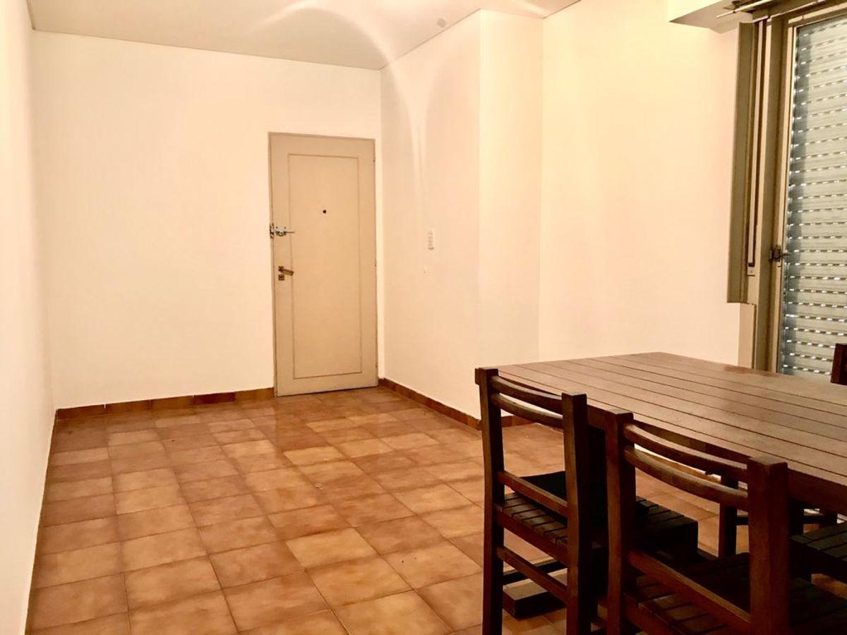 Foto de Departamento 2 ambientes con cochera en Castelar, imagen 3