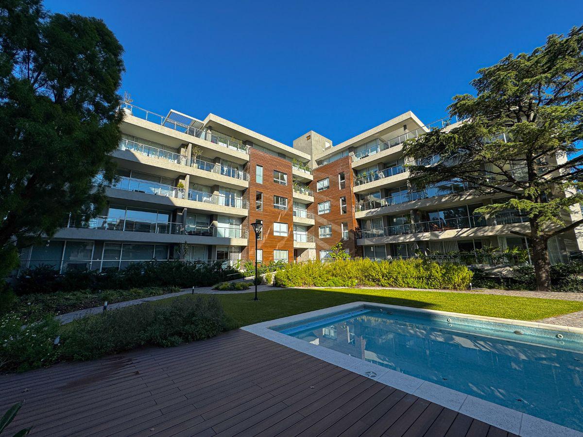 Departamento 4 ambientes con 2 cocheras con amenities en Parque Leloir