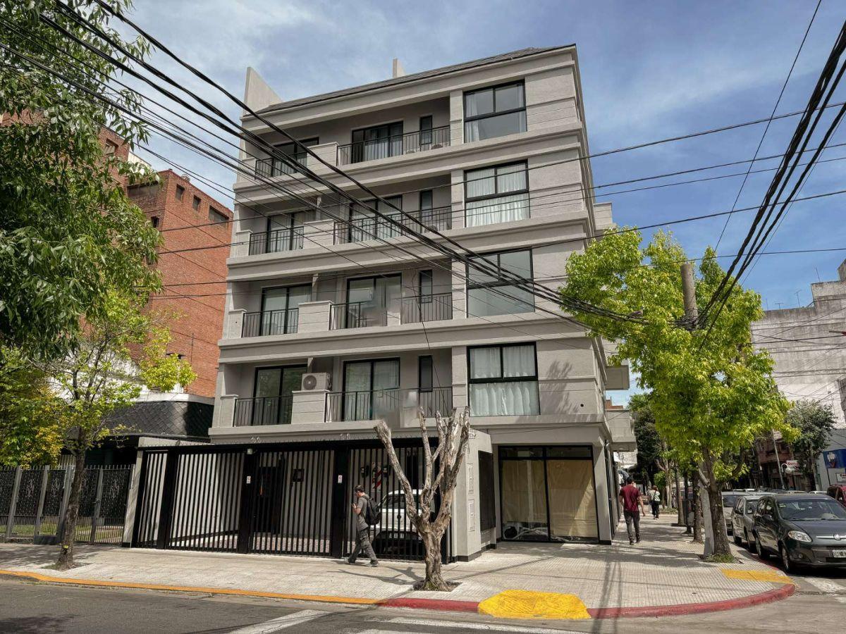 Departamento 2 ambientes con terraza y cochera en Castelar