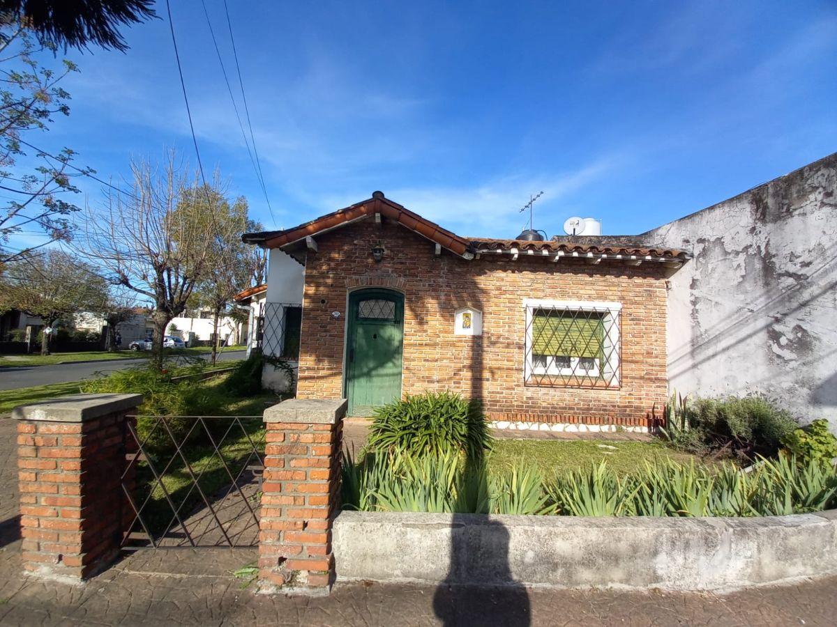 Casa 4 ambientes en Castelar
