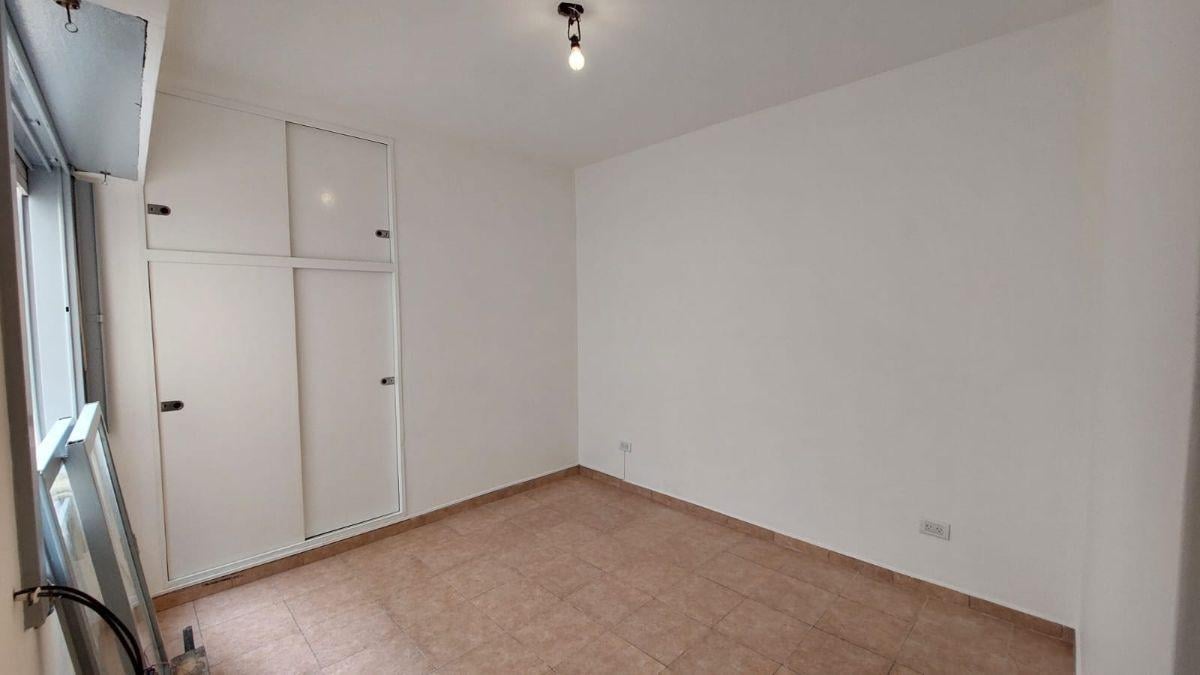 Foto de Departamento 2 ambientes Apto Profesional en Castelar, imagen 5