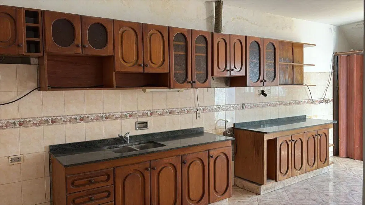 Venta casa 5 ambientes en Castelar 2