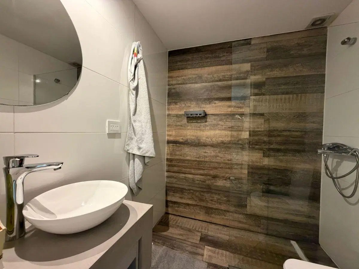 Departamento 4 ambientes con jardin y cochera en Ituzaingó 5