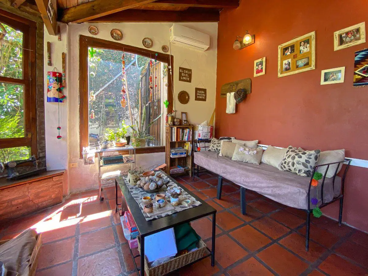 Casa 4 ambientes con pileta en Castelar 5