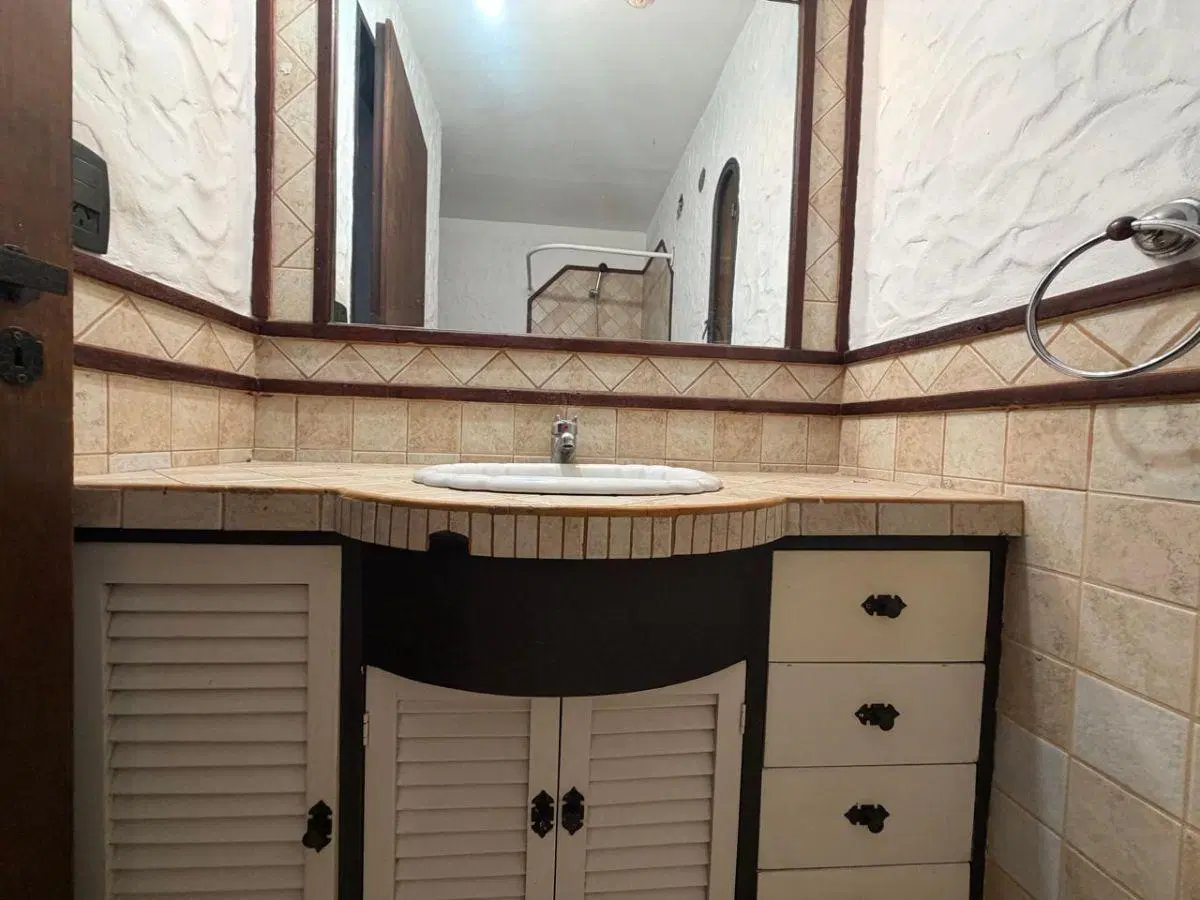 Casa 4 ambientes con jardin en Ituzaingó 5