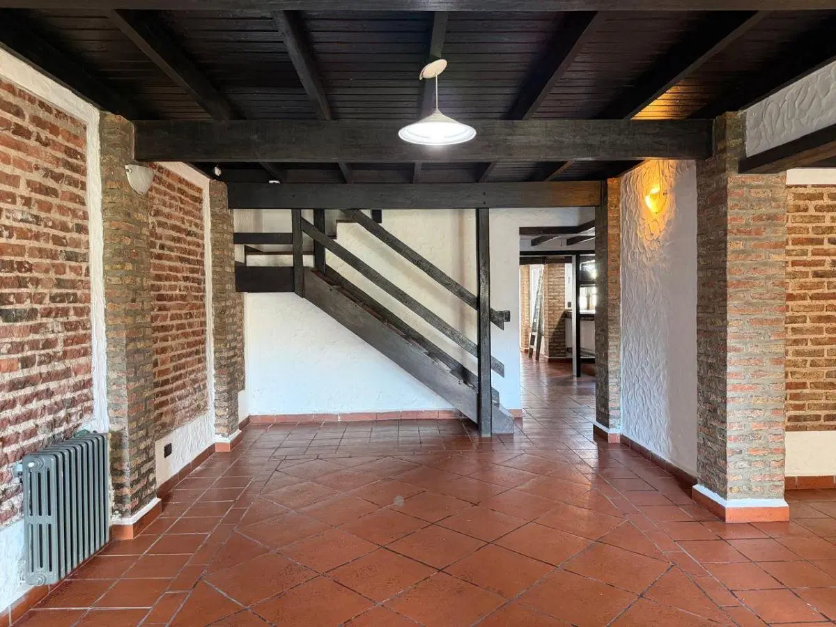 Casa 4 ambientes con jardin en Ituzaingó 3