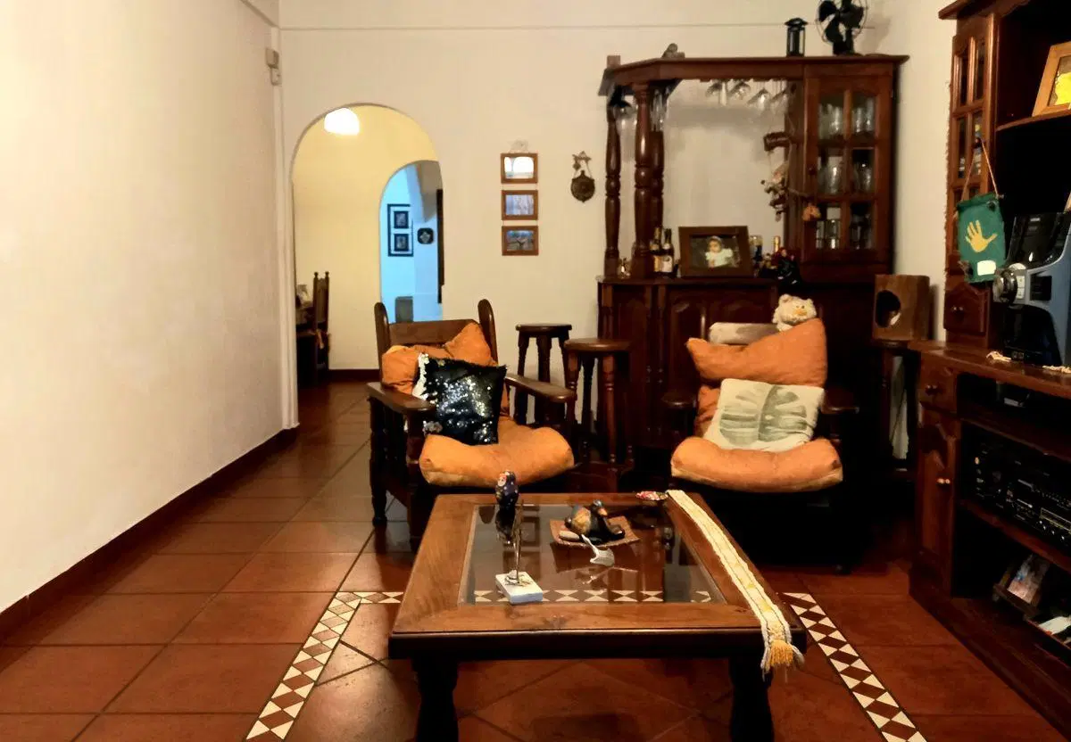 Casa 3 ambientes con jardin en Castelar 3