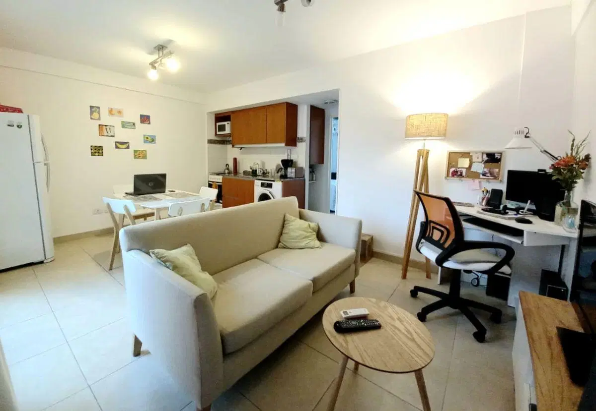 Departamento 2 ambientes con cochera en Castelar 2