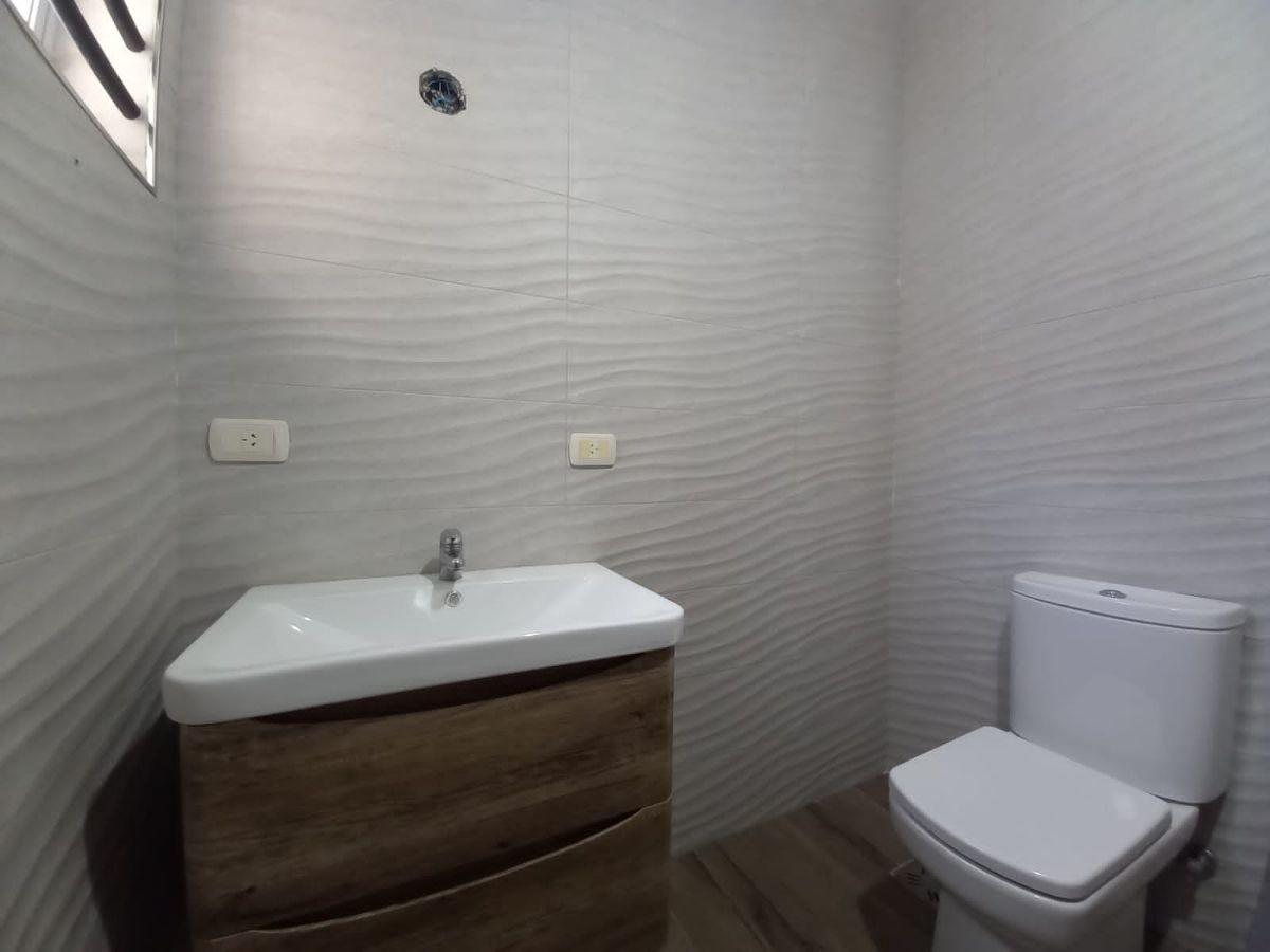 Foto de Alquiler casa 3 ambientes en Castelar, imagen 4