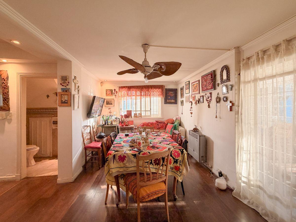 Foto de Casa 5 ambientes con pileta en Castelar, imagen 4