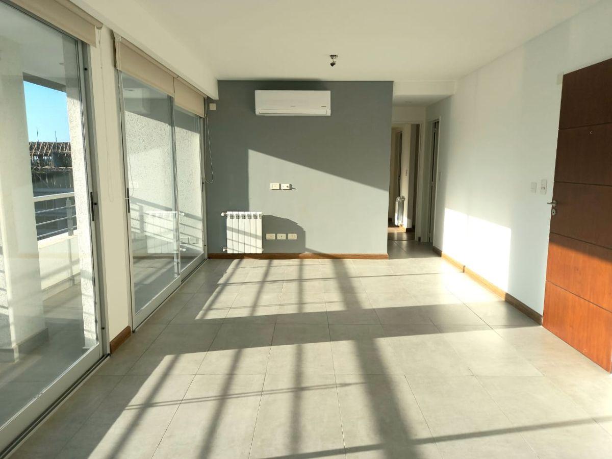 Foto de Departamento 5 ambientes con pileta en Castelar, imagen 4