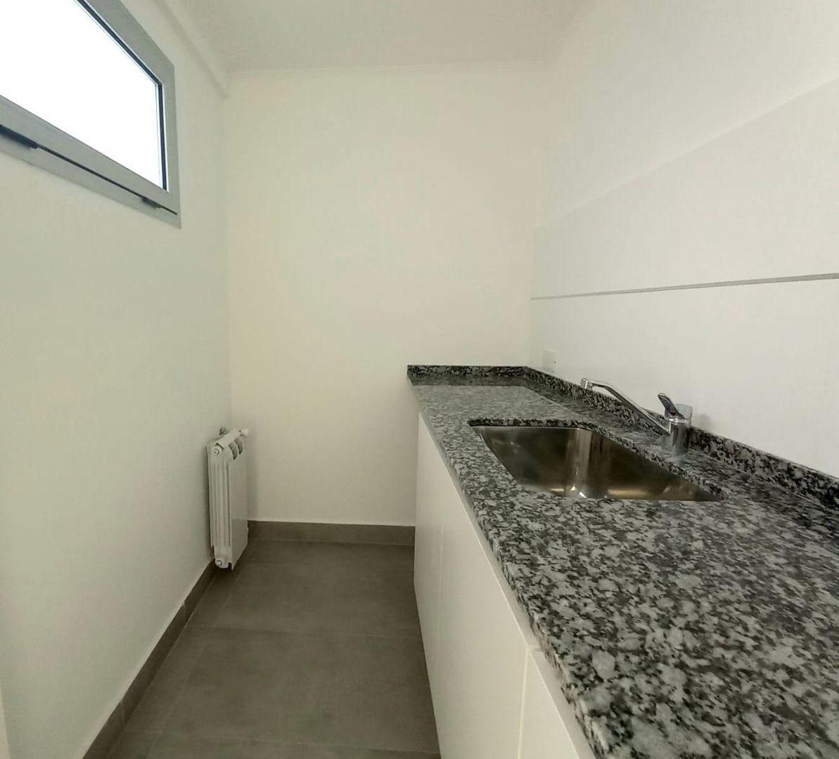 Foto de Departamento 5 ambientes con pileta en Castelar, imagen 5