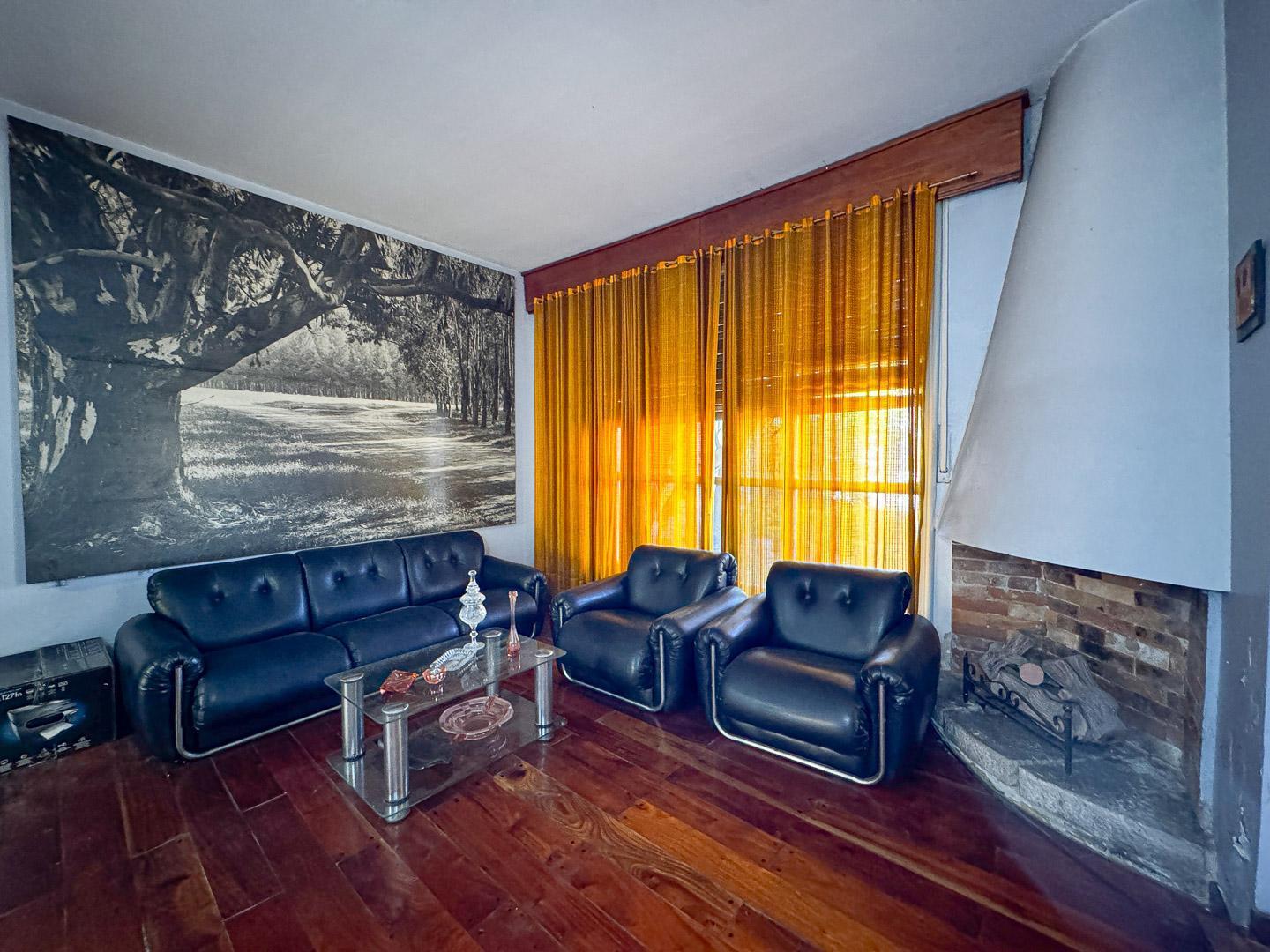 Foto de Casa en venta - ARREDONDO 2761 E/ITALIA Y ESPAÑA, CASTELAR NORTE, imagen 1