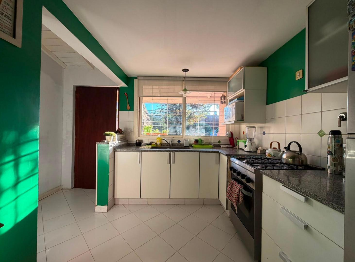 Foto de CASA - EN VENTA - CASTELAR SUR - COD6874, imagen 5