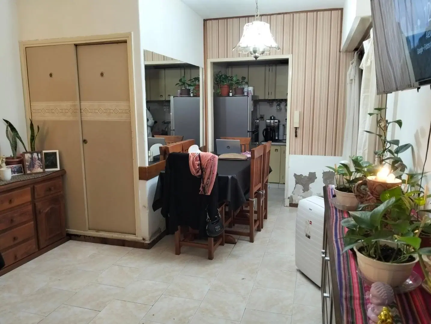 VENTA DEPTO DOS AMBIENTES Y MEDIO 3