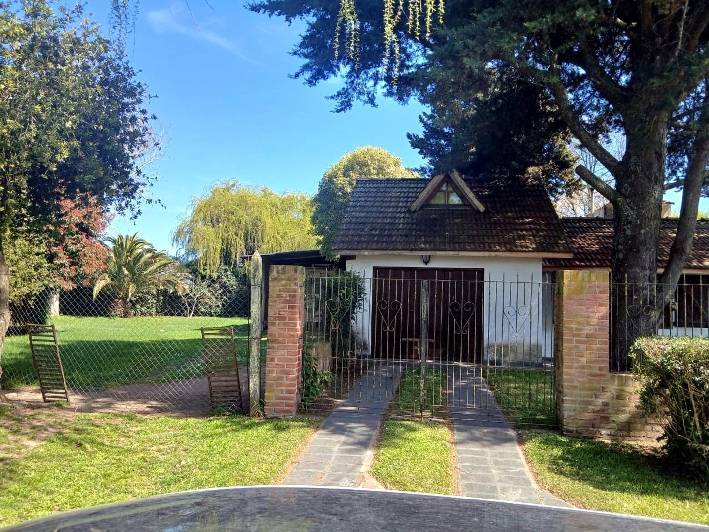 Foto de CHALET SOBRE LOTE EXCEPCIONAL DE 1.238 M²-APTO CREDITO, imagen 1