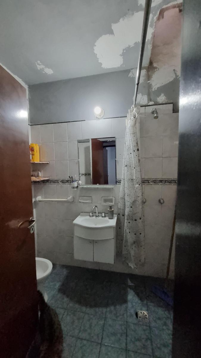 Foto de OPORTUNIDAD INVERSION Venta Casa 3 Dorm 2 Baños mas DPTO 2 Dorm. Q. de, imagen 4