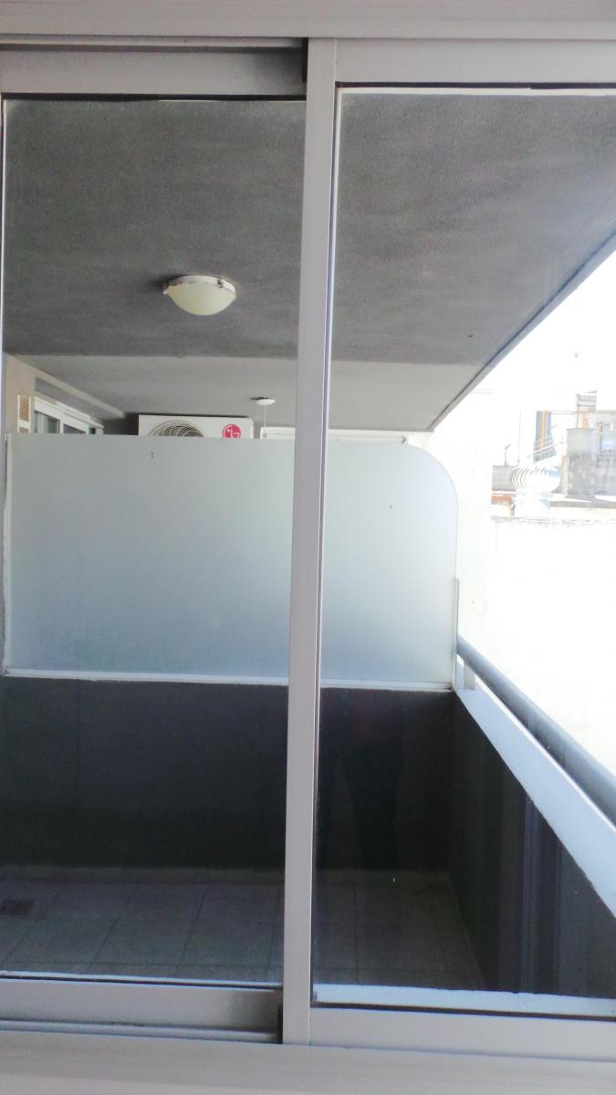 Gral. Paz Vendo Departamento un Dormitorio con Balcon y Terraza Propia 2