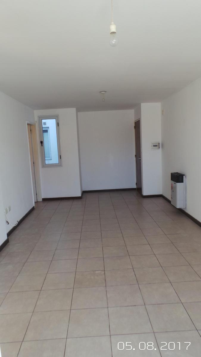 Gral. Paz Vendo Departamento un Dormitorio con Balcon y Terraza Propia 4
