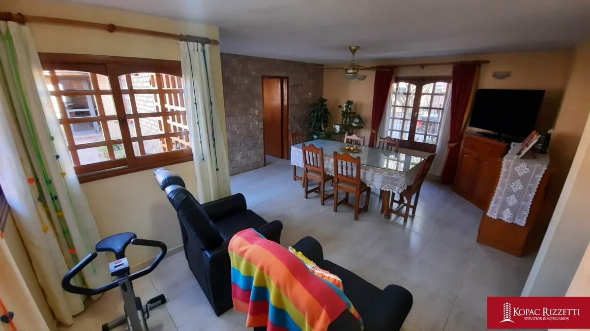 Granja de Funes (Antonio Nores 5596) - Venta Casa 4 Dorm. 4
