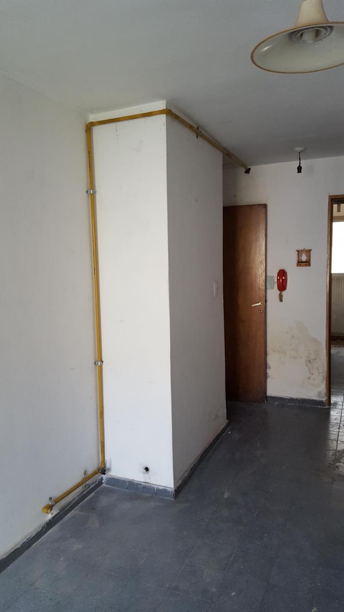 Departamento Dos Dorm C/balcon a m Plaza San Martin/ Catedral 4