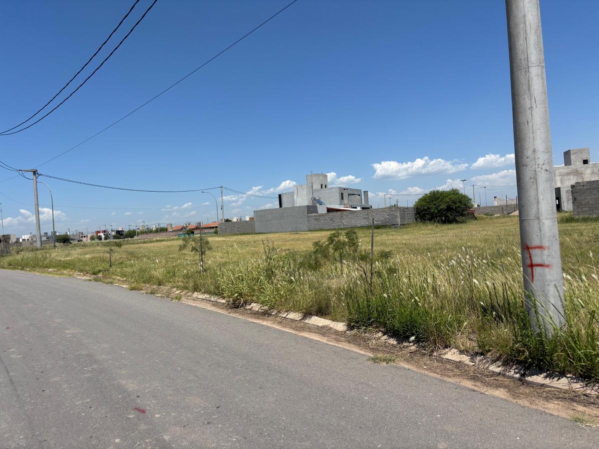 Vendo Valle Cercano - 312 m² - Oportunidad con Escritura Mza 131 Lote 13 El Equipo 3