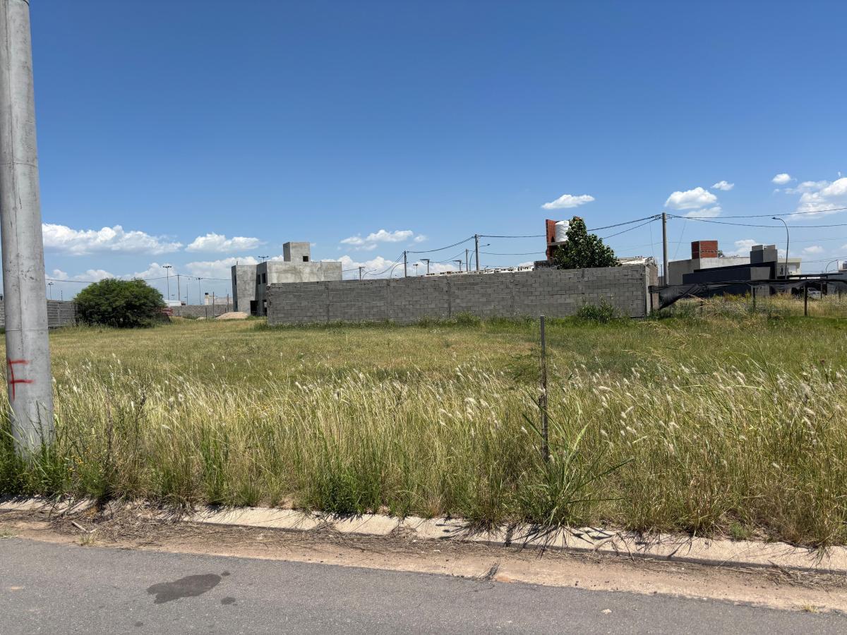 Vendo Valle Cercano - 312 m² - Oportunidad con Escritura Mza 131 Lote 13 El Equipo 2