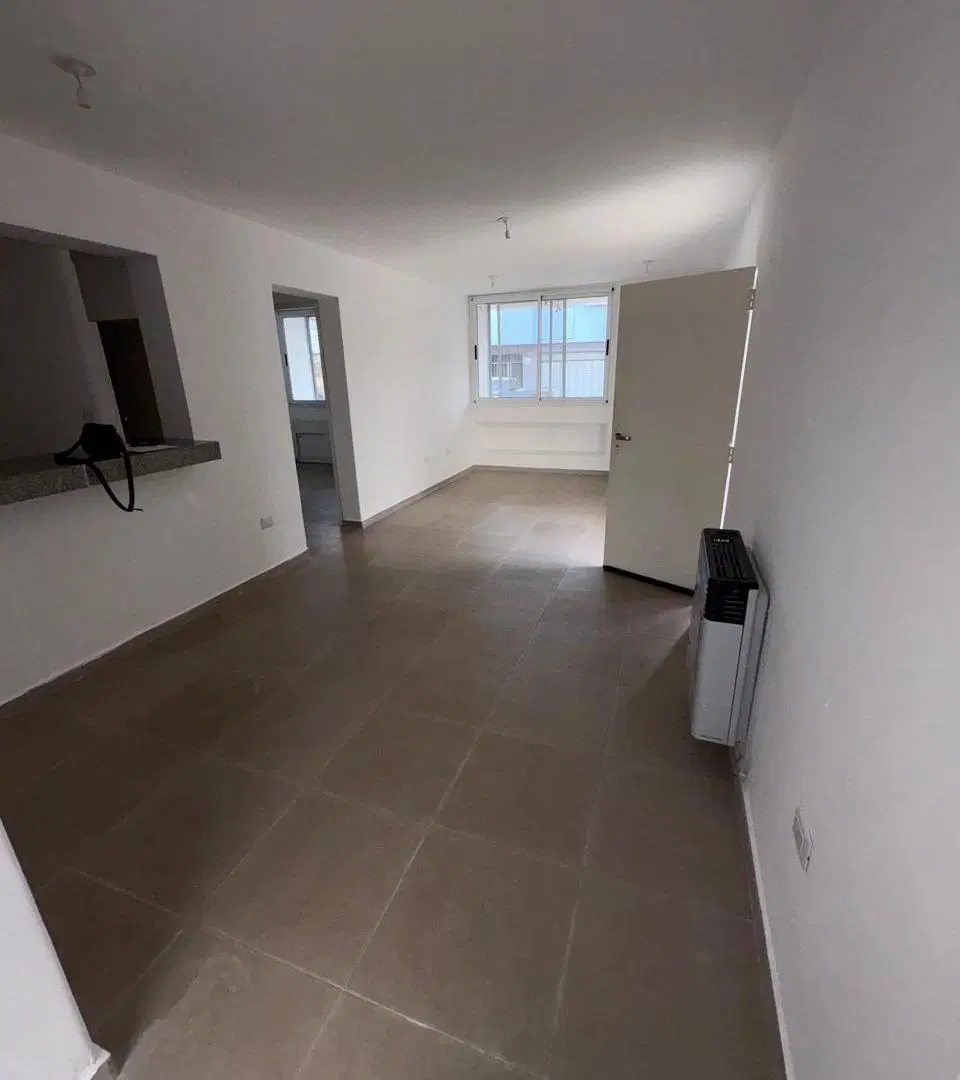 Alquilo Departamento 1 Dormitorio en ALBERDI 4