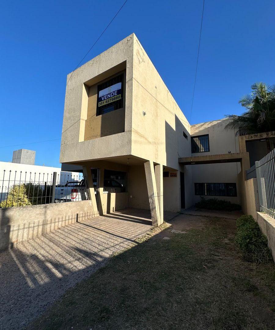 Venta Duplex Lomas del Chateau 2 dorm