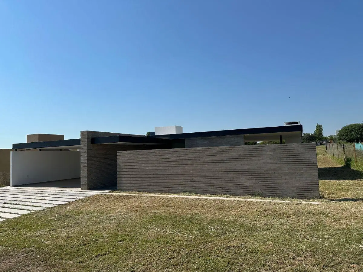 Venta casa Country La Cercanía Mendiolaza 3 dorm 1