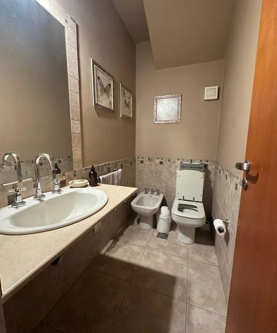 Venta Duplex Alejandro Centeno zona Norte 3 dorm 5