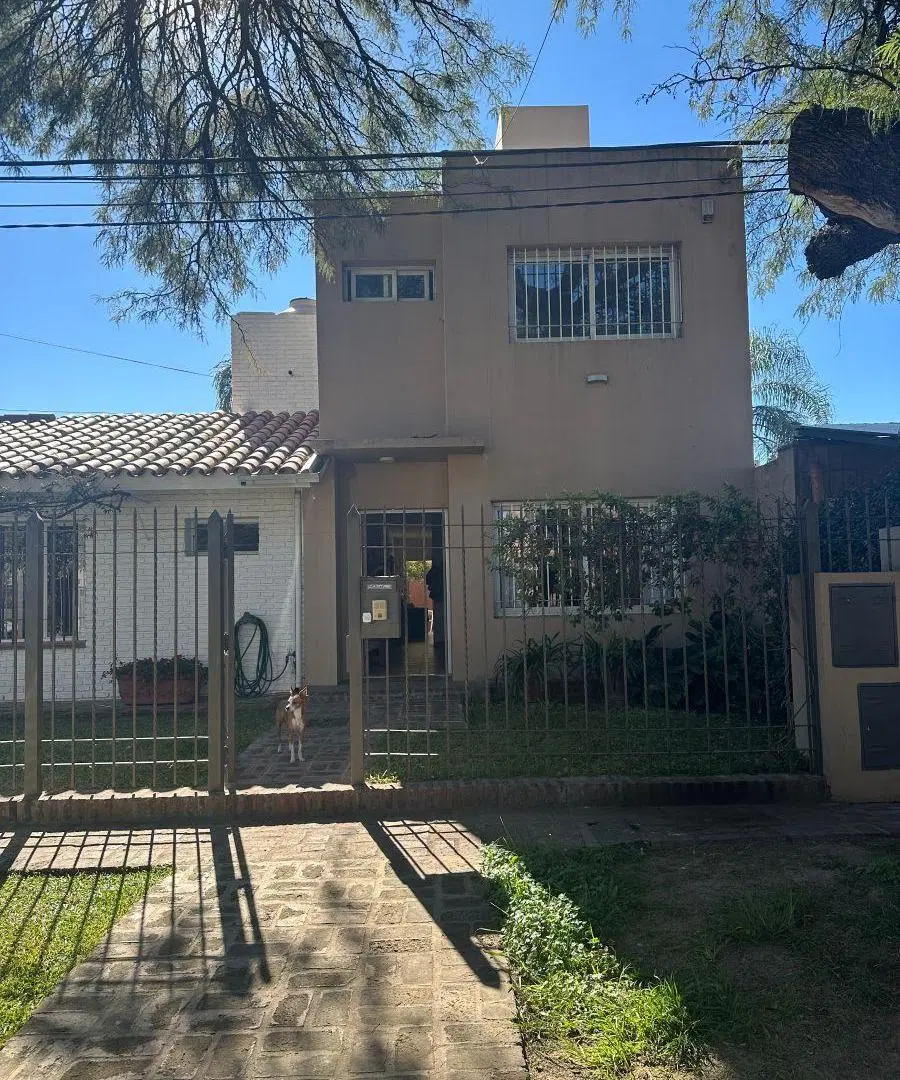 Venta Duplex Alejandro Centeno zona Norte 3 dorm 4