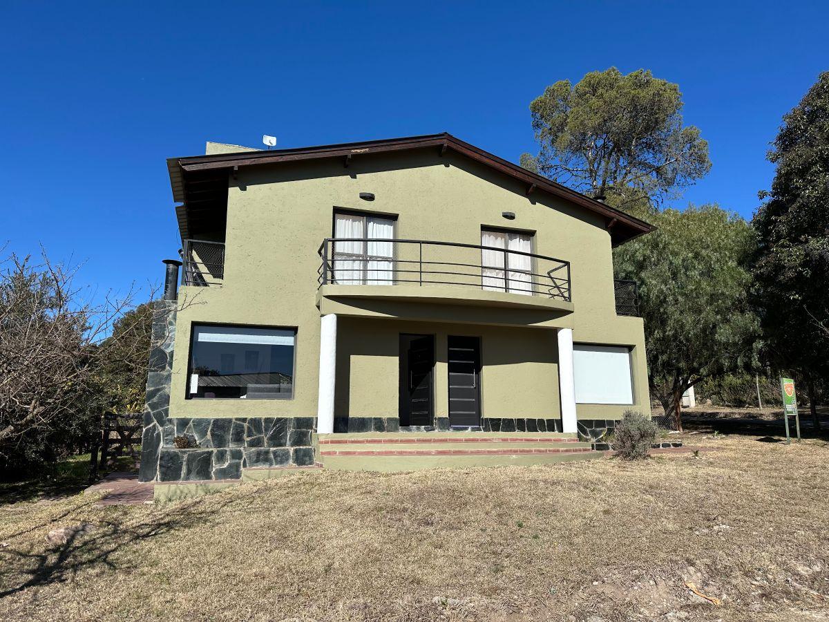 Venta Barrio Los Manantiales 2 duplex 2 dorm cada uno oportunidad