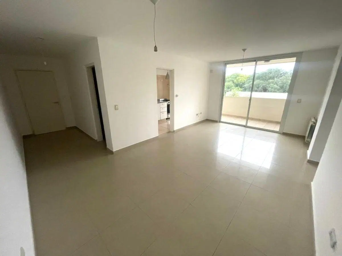 ALQUILO DPTO 2 DORM. CON COHERA B JARDIN HIPODROMO 4