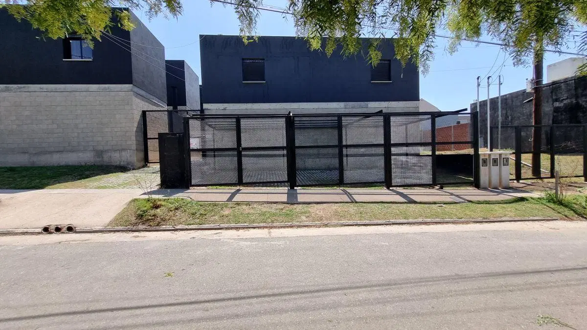 Alquiler Duplex 2 Dorm. Patio Cochera CUBIERTA Lomas del Chateau 4