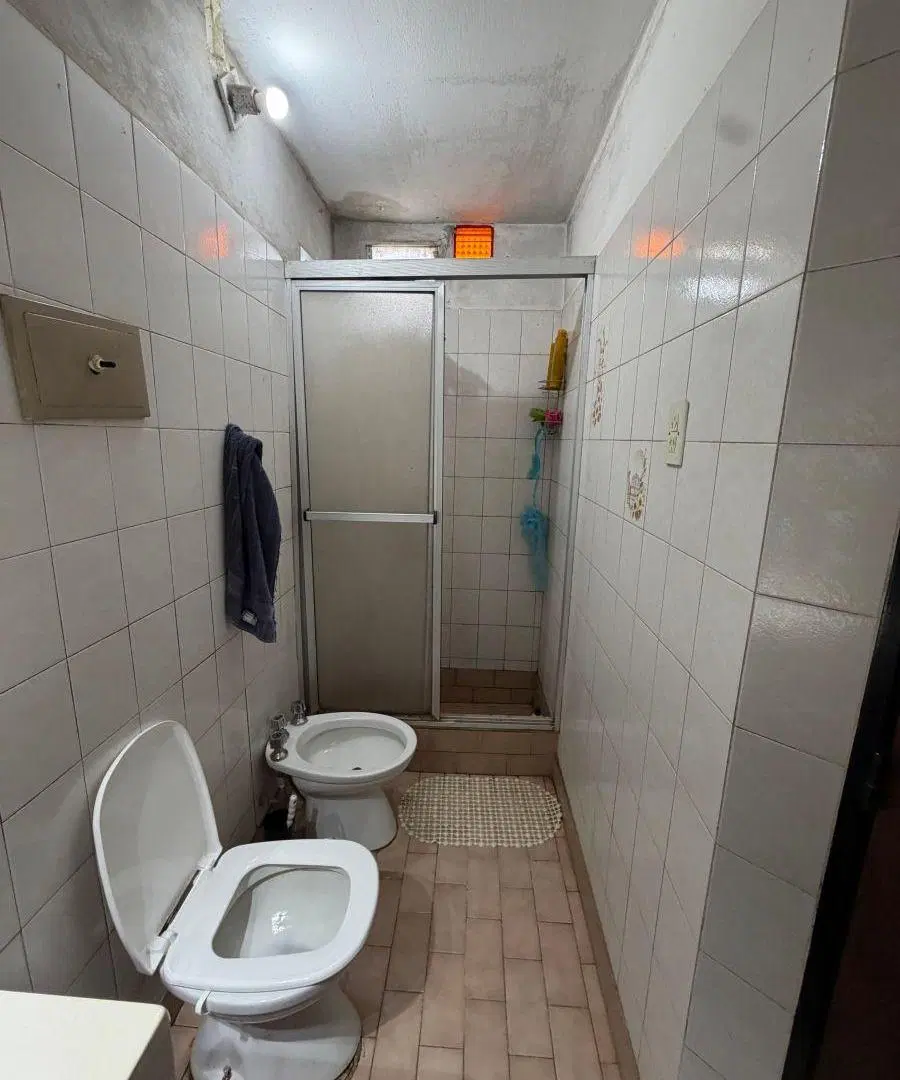 Casa de 183 m² con 2 dormitorios y cochera doble en venta en Santa Isabel 1