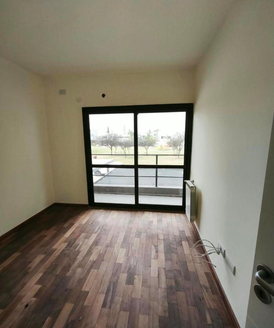 Foto de ALQUILO DUPLEX EN CLAROS DEL BOSQUE, imagen 2