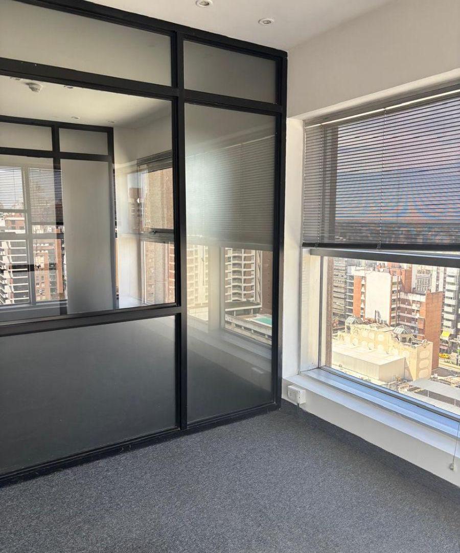 Foto de Oficina comercial de 150 m² en alquiler en Centro, imagen 4